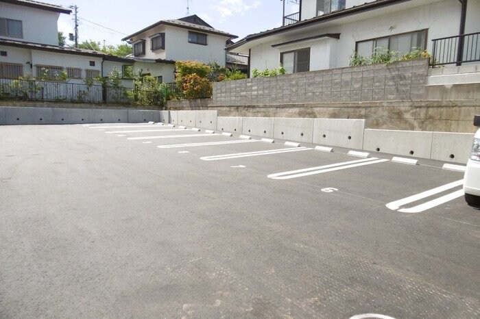 グランドール西勝山の物件内観写真