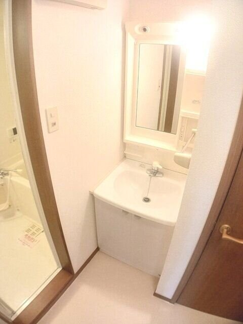 コンフォルヴィラの物件内観写真