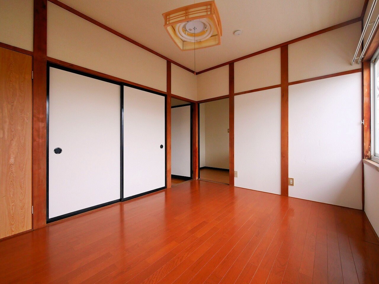 コーポファミーユの物件内観写真