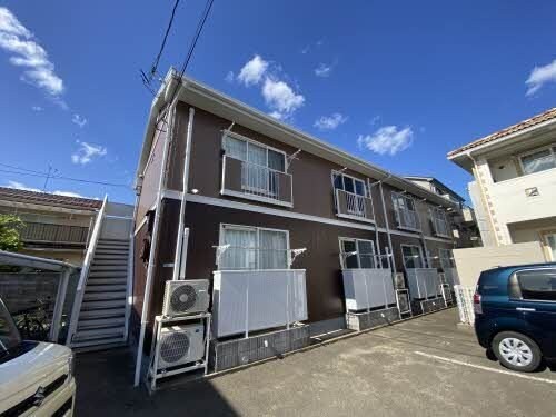 カーム・クウォーターBの物件外観写真