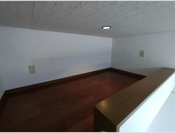 サンスイート八乙女の物件内観写真