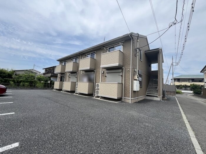 イーストフィールドの物件外観写真