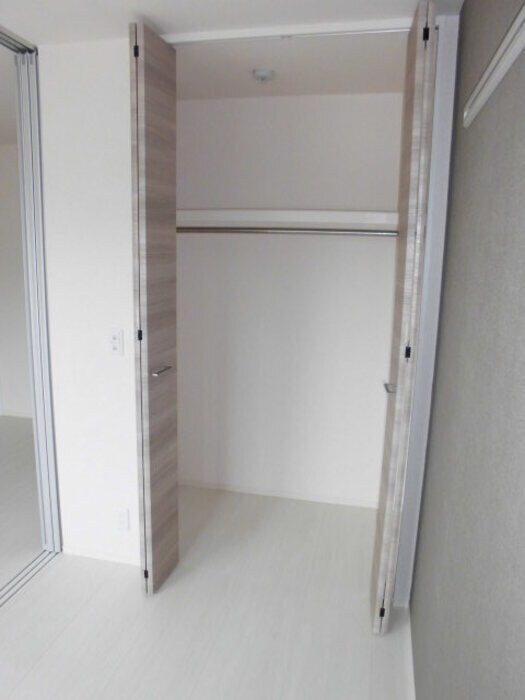 グラン・ブルーエスターテ矢中の物件内観写真