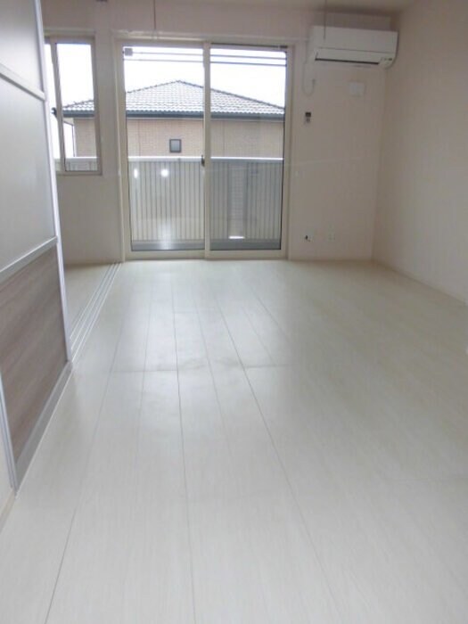 グラン・ブルーエスターテ矢中の物件内観写真