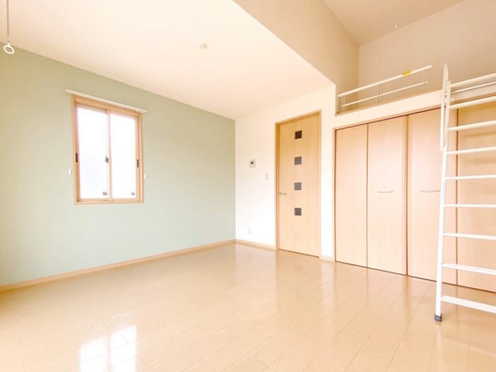 ローレルコート IIIの物件内観写真