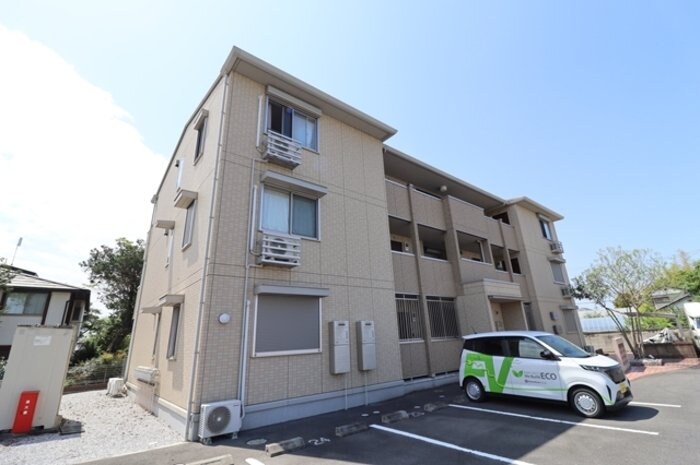 クラリーチェの物件外観写真