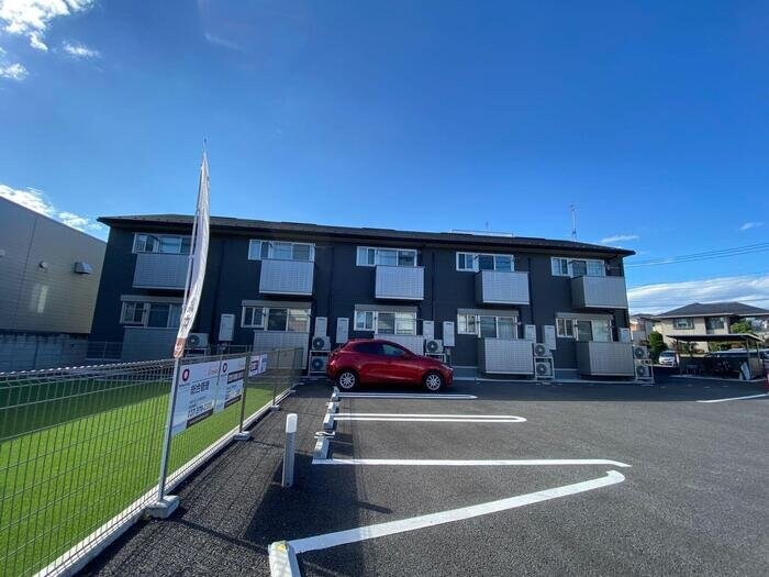 スピネルの物件外観写真