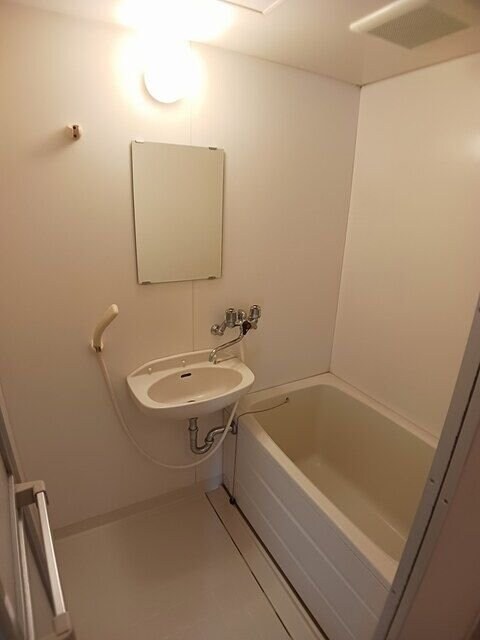 メゾンドモアの物件内観写真