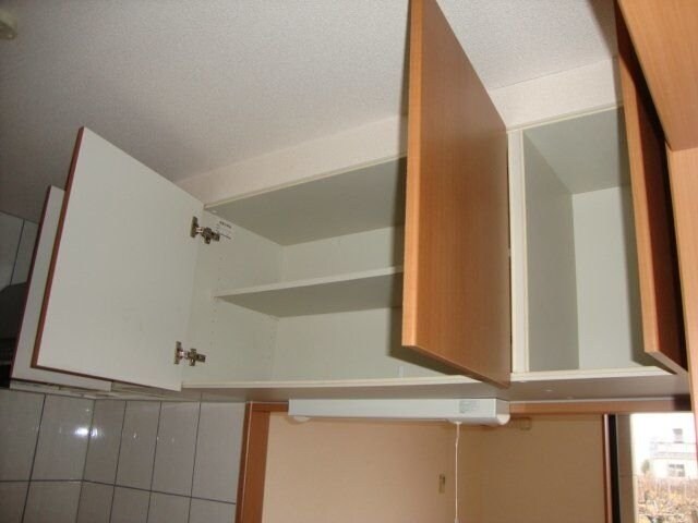 ヒーリングカーサAの物件内観写真