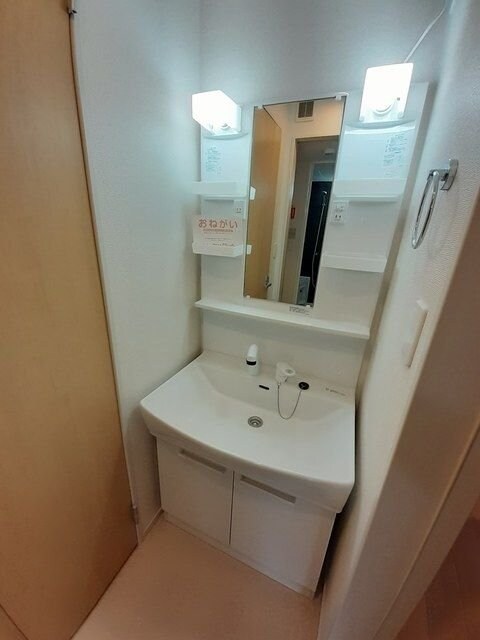 ロックヴィレッジIの物件内観写真