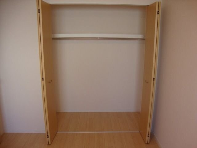 アプリーレ Bの物件内観写真