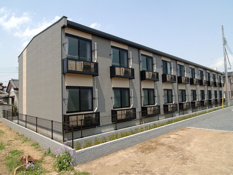 レオパレスナイス ステイの物件外観写真