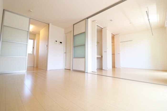 アゼリアヒルズの物件内観写真