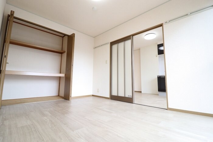 エピナール Dの物件内観写真