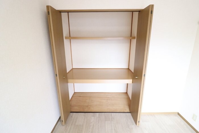 エピナール Dの物件内観写真