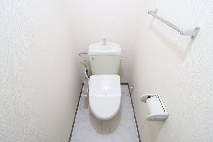 エピナール Dの物件内観写真