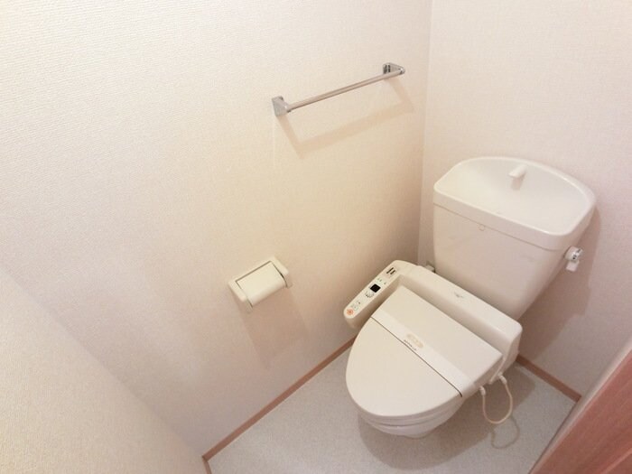 エピナール Eの物件内観写真