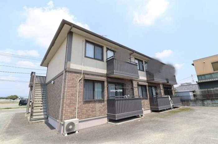 クローリスの物件外観写真