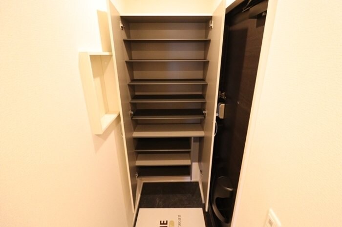 コンフォートレジデンス宮子 Bの物件内観写真