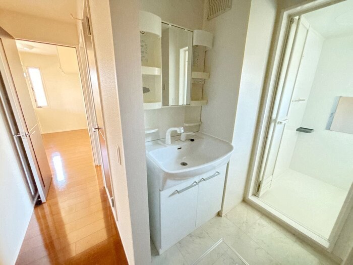 ジヴェルニー 003の物件内観写真