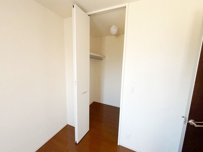 ジヴェルニー 003の物件内観写真