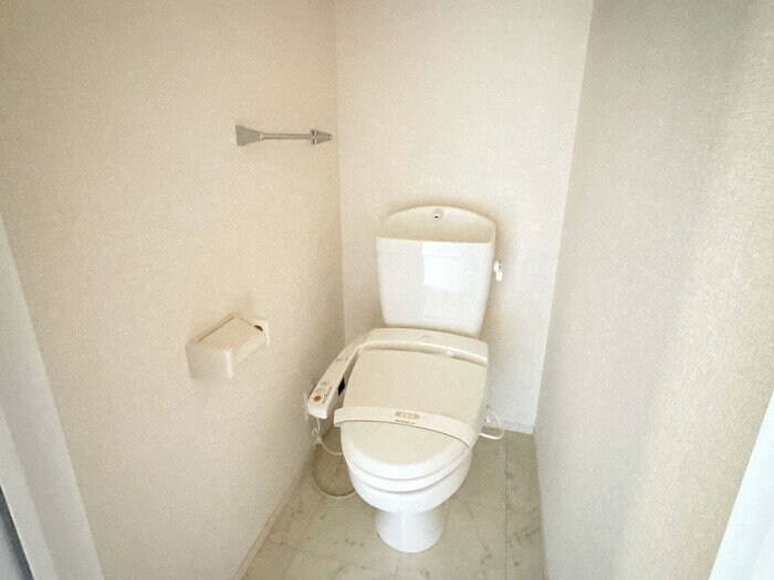 ジヴェルニー 003の物件内観写真