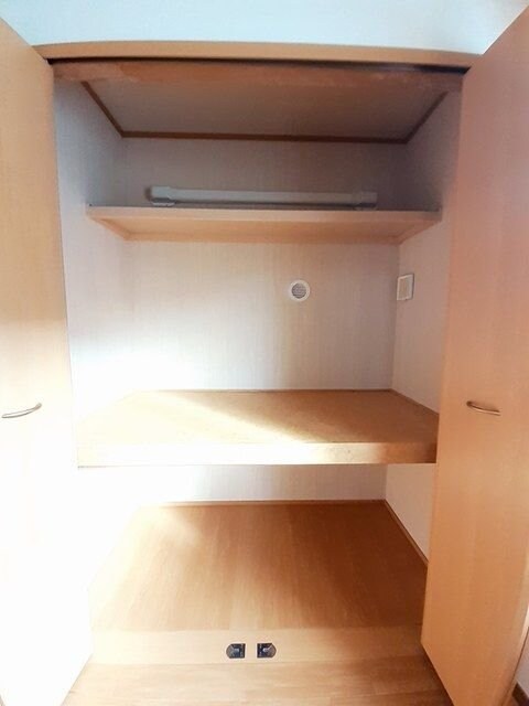 シュトローム・ティーの物件内観写真