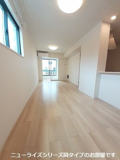 モルト・フェリーチェAの物件内観写真