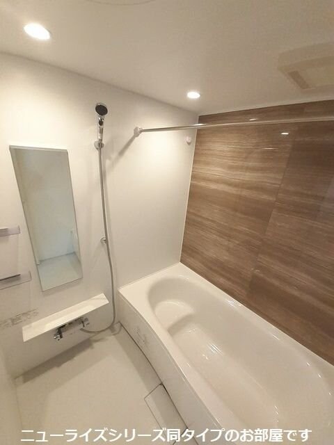 モルト・フェリーチェAの物件内観写真