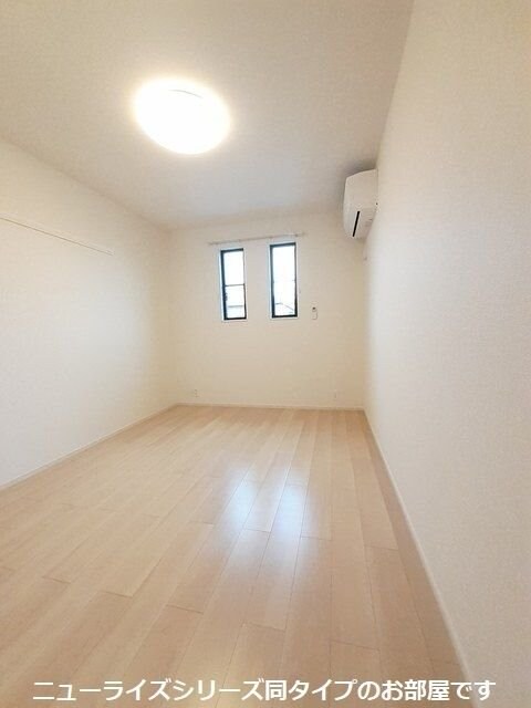 モルト・フェリーチェAの物件内観写真