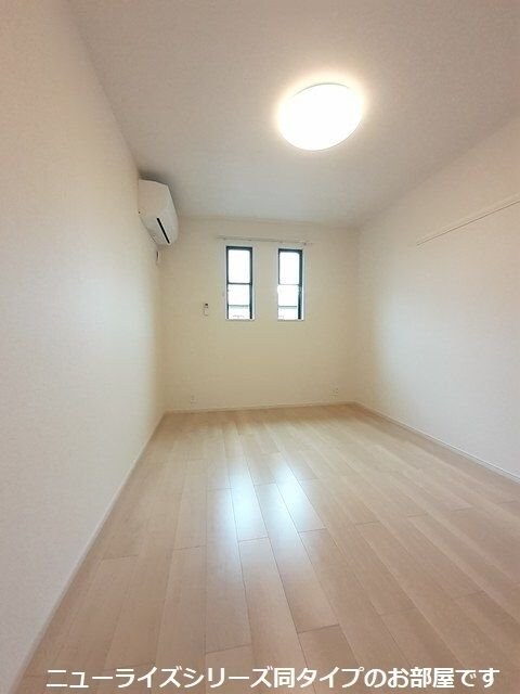 モルト・フェリーチェAの物件内観写真