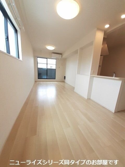 モルト・フェリーチェAの物件内観写真