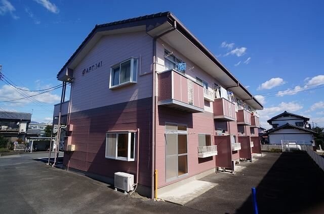 APT141の物件外観写真