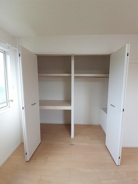 フォルシュIIの物件内観写真