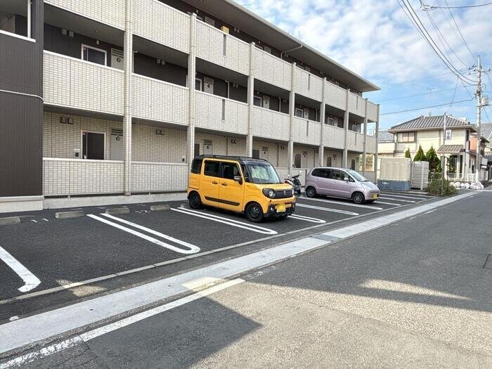 シルキーコートの物件内観写真