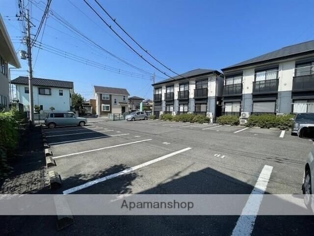 ライヴリP・Q・Rの物件内観写真