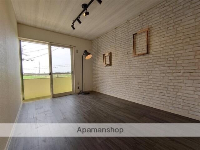 GREEN BASEの物件内観写真