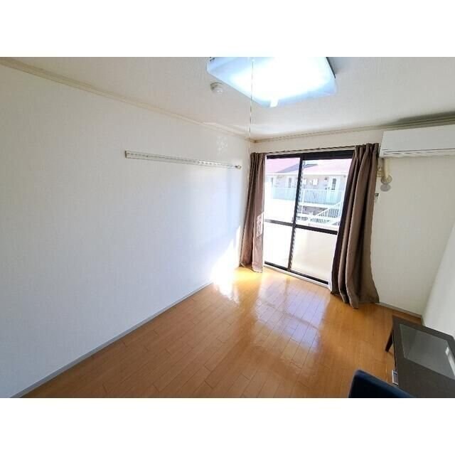 オゼットワールBの物件内観写真