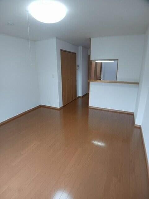 ナッツベリーハウス Bの物件内観写真