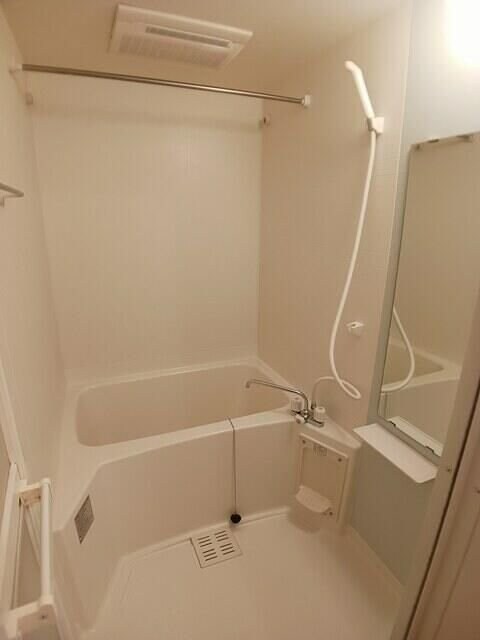 ナッツベリーハウス Bの物件内観写真