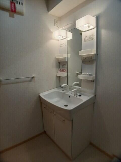 ネオ・チェリッシュIの物件内観写真