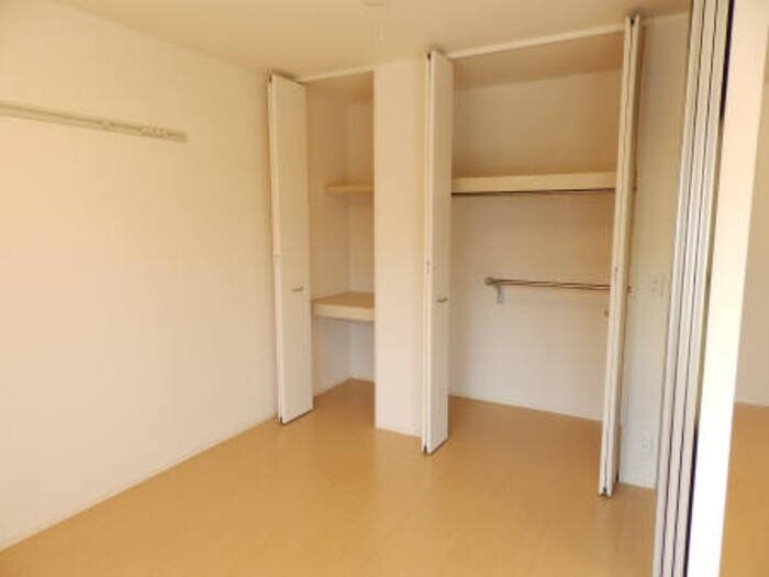 ラ・プランタン Fの物件内観写真