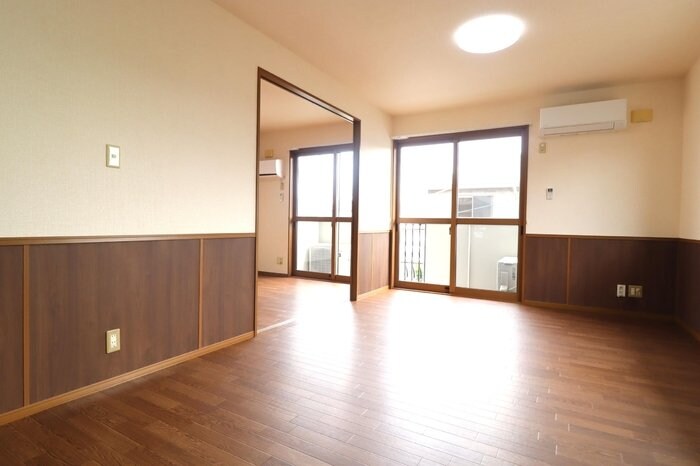 ラファエル Vの物件内観写真