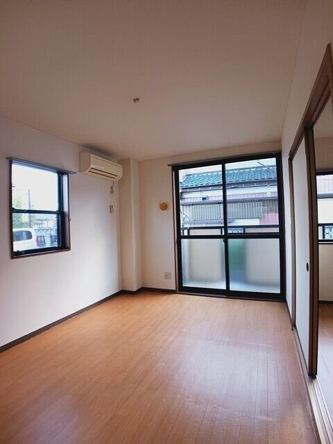 ニュ-シティ和田山の物件内観写真