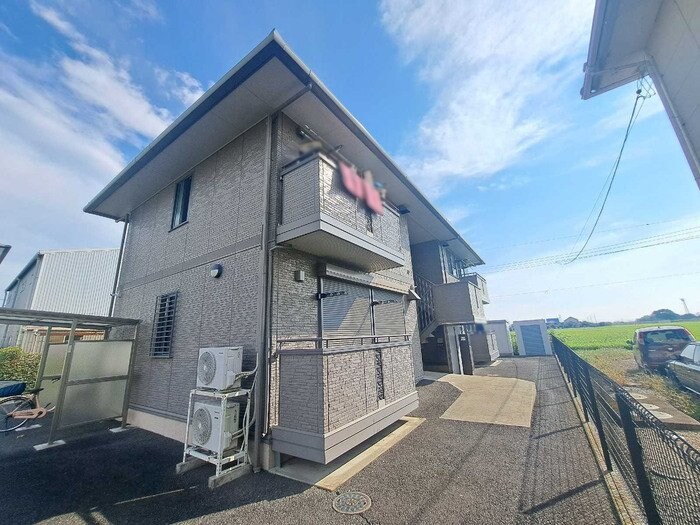 ミンガルの物件外観写真