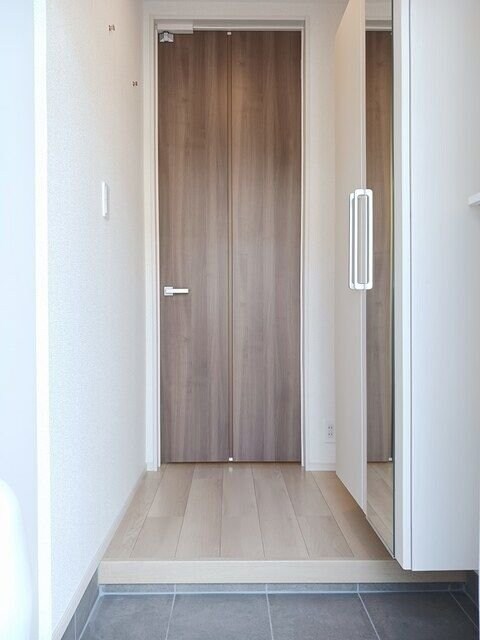 ロータス三室 Bの物件内観写真