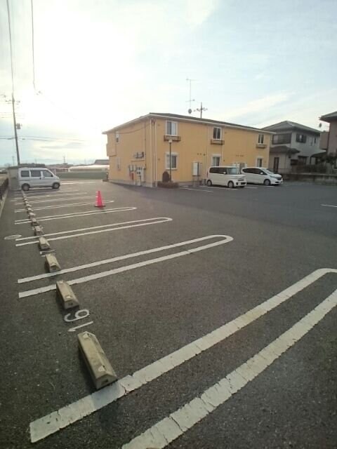 プルメリア ガーデンDの物件内観写真