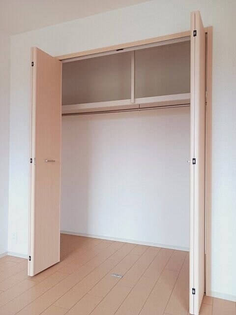 カーサプラシードBの物件内観写真