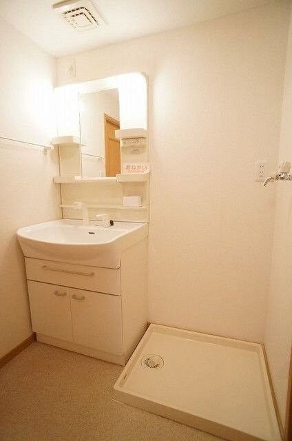 カスターニャBの物件内観写真