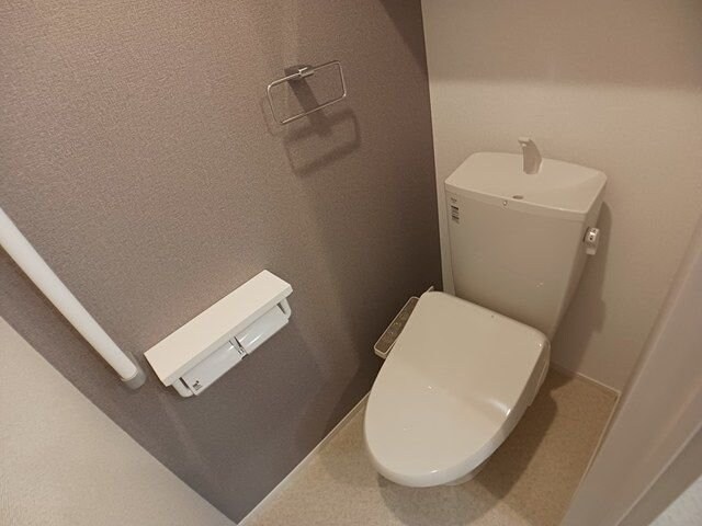 ローレル カルムの物件内観写真